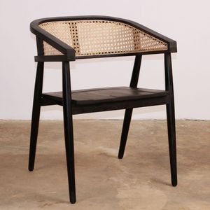 Silla de Comedor Retro con Estructura de Madera de Caoba Sólida y Respaldo de Ratán para Comedor - Product Image 1