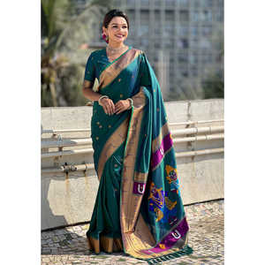 Green Zari Woven Vitthala God Traditional Paithani Silk Saree Special <b>Indian</b> & <b>Pakistani</b> <b>Clothing</b> 650g Elite Weaves - Product Image 2