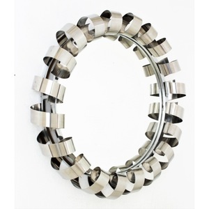 Espejo de Pared Ovalado Metálico Moderno y Portátil de Alta Calidad con Diseño de Marco Decorativo Acanalado, Ecológico y Duradero - Product Image 1
