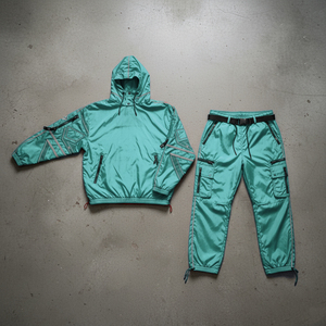 Conjunto de Chaqueta Cortavientos y Pantalones Deportivos de Nailon Personalizados, Traje Deportivo Ligero con Bloques de Color para Hombre - Product Image 3