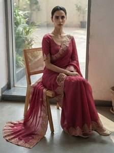 Sari de Chifón Bordado Premium con Blusa de Seda |   Ropa para Mujer para Bodas, Festivales y Ocasiones Especiales - Product Image 2