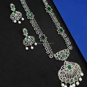 Ensemble de bijoux de mariée en diamant américain classique Collier et boucles d'oreilles en deux pièces pour mariage Style classique à la mode - Product Image 1