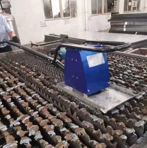 工厂2025中国激光切割设备平台焊接矿渣清渣设备 - Product Image 2