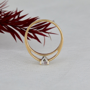 Anillo de Compromiso Solitario de Moissanita de Corte Redondo de 1 Quilate Hecho a Mano en Oro Sólido de 14K para Minoristas de Joyería y Compradores Mayoristas - Product Image 5