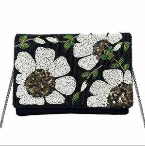 Elegante Bolso de Mano Casual de Resina Hecho a Mano, con Perlas de Media Luna y Bordado Zardozi, Impermeable, Ecológico, Moda India - Product Image 1