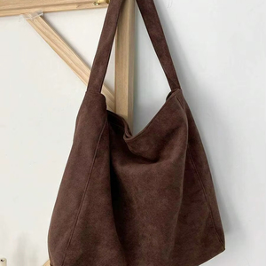 Bolso Tote de Estilo Refinado - Product Image 1