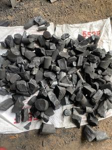 Charbon de bois de Khaya, best-seller pour le barbecue, qualité supérieure, 100% bois dur - BIWOOD COMPANY -+ 84 911 379 511 - Product Image 3