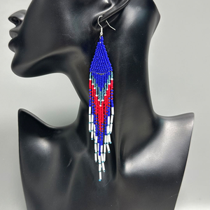 ต่างหูเม็ดลูกปัด 7 สี พู่ห้อยยาวสไตล์พื้นเมือง สำหรับงานแต่งงาน โดย MD HANDICRAFTS - Product Image 2