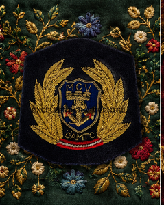 Insignia de gorra austriaca MCV con ancla y corona de laurel, parche de tela para coser en uniformes y prendas. - Product Image 4