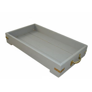 Bandeja para Botas de Madera Maciza Pintada de Gris con Asas de Latón, Organizador Decorativo Multiusos para Entrada, Caja de Almacenamiento - Product Image 1