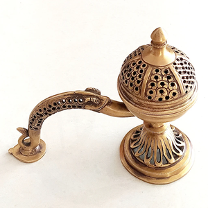 เตาเผาเครื่องหอมทองเหลืองแบบดั้งเดิม เป็นมิตรกับสิ่งแวดล้อม สำหรับตกแต่งบ้าน เสริมสร้างความสงบสุข ใช้ในพิธีกรรมและการทำสมาธิ - Product Image 1