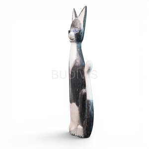 Figura de Gato de Madera Pintada a Mano en Blanco y Negro con Detalle de Ojos Azules, Diseño Rústico, Adorno de Decoración para el Hogar, para Sala de Estar - Product Image 3