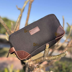 Genuine Leather Zipper Men & <b>Women</b> <b>Toiletry</b> Organizer Handmade Hot Sale Travel Cosmetic real Leather Makeup <b>Bags</b> With Handle - Product Image 1