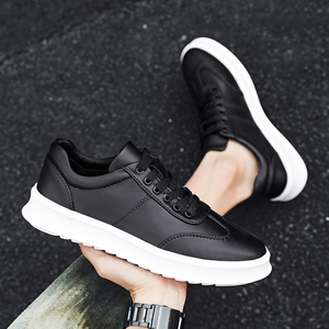 Baskets tendance blanches en cuir respirant avec doublure en maille pour hommes, modèle 2025, à lacets, personnalisables, faible MOQ, OEM, vente en gros - Product Image 4
