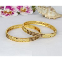 Bracelets de créateur plaqué or bracelets à la mode en laiton pur antique bracelets ensemble bijoux de Dubaï pour les femmes avec le meilleur prix bracelet