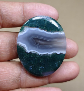 Tranche ovale d'agate mousse naturelle polie, cabochon de pierre verte-bleue pour bijoux et décoration intérieure - Product Image 1