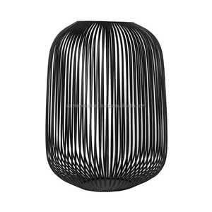 Ensemble de bougeoirs ouragan en métal noir grand support en aluminium décorations de table de noël dans une boîte emballée à la maison - Product Image 3