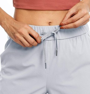 Shorts taille haute vintage 100 % coton pour femme, confortables et décontractés, avec poches, pour la randonnée, le yoga, la détente, l'entraînement et la course à pied - Product Image 3