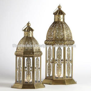 Farol Colgante Marroquí Premium de Metal para Decoración de Interiores y Exteriores en Navidad y Pascua, Hecho a Mano, Resistente al Calor - Product Image 4