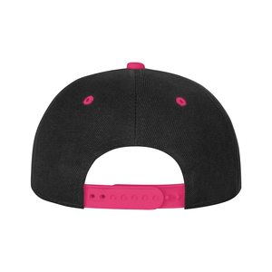 Gorra Snapback Personalizada de 6 Paneles, Negra con Visera Rosa, Ajustable, Unisex, Estilo Urbano, de Hilo de Algodón, con Logotipo de Letras Arcoíris en el Panel Frontal - Product Image 6
