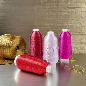 Hilo metálico de calidad japonesa 150D tipo MS bordado rojo vino para tejer a mano y coser fabricado en Japón - Product Image 2