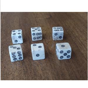 Juego de Dados de Hueso de Búfalo Blanco Moderno, Ecológico y Hecho a Mano, Dados de Juego Premium a Precio de Mayoreo - Product Image 4