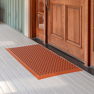 FCH Red Rubber Floor Mat 61*91.4*1.2cm Durable Rubber Flooring - Product Image 2