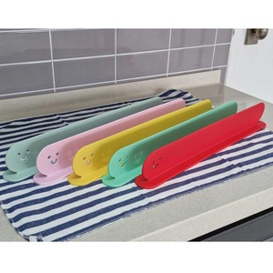 [ECOFRENDLY] Pare-éclaboussures en silicone SmileGuard, panneau déflecteur d'eau antidérapant pour évier de cuisine - Product Image 3