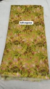 Tela de Organza Suave Premium con Diseño Floral, Material Elegante con Estampado de Flores para Diseñar Sarees, Vestidos y Trajes - Product Image 4