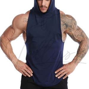 Débardeur à capuche personnalisé avec logo pour homme, idéal pour la musculation et la gym, coupe décontractée - Product Image 4