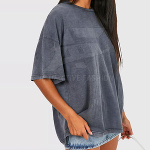 Camiseta de Mujer con Lavado Ácido a Precio de Mayoreo, Material Suave al Tacto, Corte Holgado y Moderno - Product Image 5