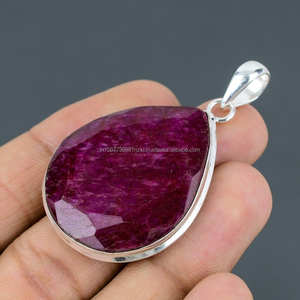 Pendentif en argent sterling 925 fait main avec rubis, forme cœur, plaqué argent, bijou de mariage ou de fiançailles, cadeau pour elle, style bohème - Product Image 2