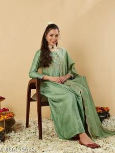 Conjunto de Kurti Anarkali y Pantalón Bordados en Seda Vichitra con Dupatta Cosida, Traje Étnico Tradicional de Tres Piezas para Mujer, Color Morado - Product Image 6