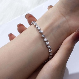 สร้อยข้อมือเพชรสำหรับผู้หญิงเครื่องประดับที่ดีสำหรับการหมั้นแต่งงานและสวมใส่ทุกวัน - Product Image 2
