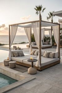 Lit de repos en teck d'extérieur avec rideaux, design rembourré et imperméable pour villa tropicale, lit de salon au bord de la piscine - Mobilier d'extérieur - Product Image 2
