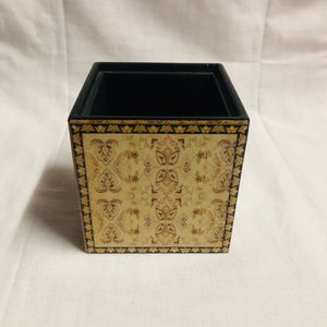Round Inlaid Eco-Friendly <b>MDF</b> <b>Box</b> with Checkerboard Pattern Handmade Decorative Storage Case for Home Tabletop Use Angel Theme - Product Image 3