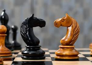 Jeu d'échecs de style Botvinnik Premium 1933, pièces de 3,8 pouces en ébène lesté et bois de buis antique, au meilleur prix - Product Image 3