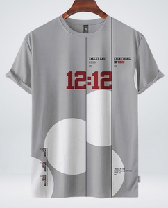 เสื้อยืดผู้ชายพิมพ์ลายกราฟิก ผ้าฝ้าย 100% 180 GSM คุณภาพสูง แฟชั่นฤดูร้อน ทรงปกติ สตรีทแวร์ รับผลิตตามสั่ง (OEM) พร้อมสกรีนโลโก้ - Product Image 2