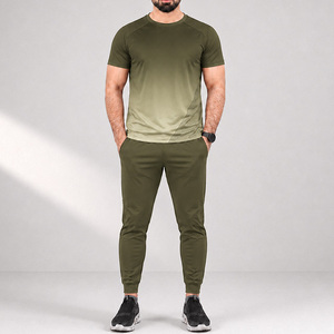 Conjunto Deportivo de Alta Calidad con Estampado Ombre por Transferencia Térmica, Camiseta Deportiva para Gimnasio, Ropa Deportiva para Entrenamiento, Transpirable para Verano - Product Image 1