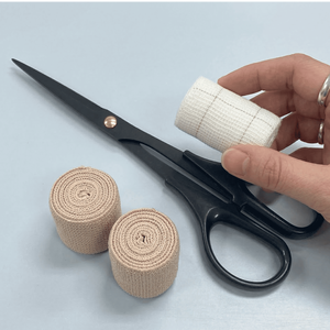 Ciseaux à ruban adhésif sportif de 6,75 pouces en acier inoxydable, outil de coupe pour ruban adhésif athlétique - Product Image 1