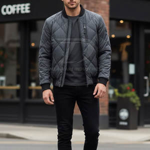 เสื้อแจ็คเก็ตแบบคลาสสิก ดีไซน์น้ำหนักเบาและอบอุ่น เหมาะสำหรับการเดินทาง ท่องเที่ยวกลางแจ้ง และใช้ในชีวิตประจำวัน - Product Image 3