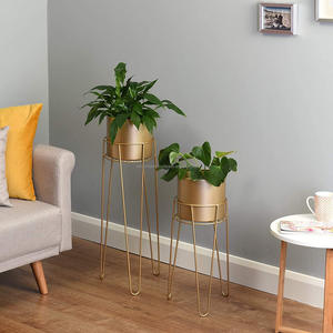 Decoración de lujo para el hogar y el jardín Artesanía de metal de lujo Uso en interiores y exteriores Macetas a la venta a los mejores precios - Product Image 5