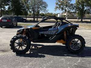 Descubre la Nueva Oferta 2026 Can-Am Maverick X3 MAX DS Turbo Azul Escandinavo y Naranja Crush UTV PARA ADULTOS - Product Image 3