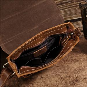 Bolso Mensajero de Cuero Genuino Marrón, Estilo Vintage, Bandolera, con Cierre de Solapa y Hebilla, para Viajes de Negocios - Product Image 3