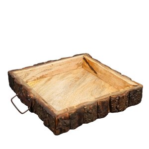 Plateau en bois massif à bords naturels avec poignée métallique, planche de service en écorce d'arbre naturelle pour la présentation des aliments et la décoration de table - Product Image 4