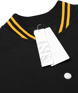 Chaqueta Varsity de Invierno para Hombre, Estilo Retro Letterman, Chaqueta Bomber de Béisbol con Detalles Cosidos, Ropa Deportiva para Clubes Escolares, Venta al por Mayor OEM - Product Image 5