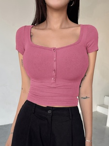 Fashion <b>Crop</b> <b>Top</b> for Ladies Lightweight Comfortable Design Suitable for Regular Wardrobe Styling - Product Image 3