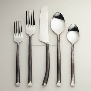 Couverts en laiton coulé et acier inoxydable de haute qualité nickelés pour la mise en place par Ambience Lifestyle - Product Image 6