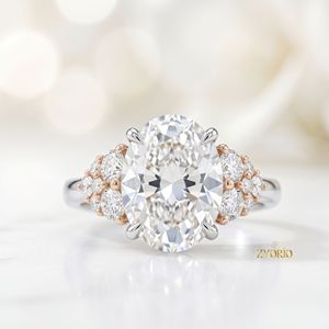 Bague de fiançailles unisexe personnalisée en or massif 18 carats avec diamant ovale de laboratoire DEF VVS certifié IGI, design artisanal - Product Image 1