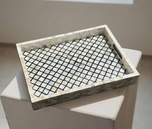 Plateau de service en nacre gris abstrait fait à la main plateau de nourriture rectangulaire en métal de conception géométrique de meilleure qualité pour un usage domestique - Product Image 3